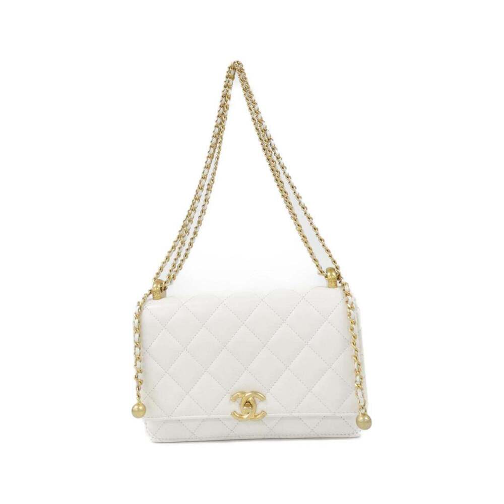 CHANEL White Wallet - Picture 1 of 7